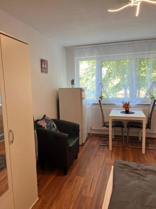 Apartment Am Stuttgarter Flughafen / Messe Leinfelden-Echterdingen Buitenkant foto