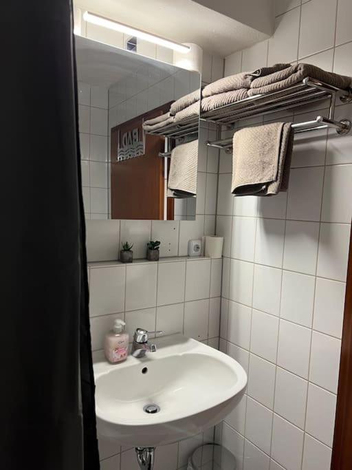Apartment Am Stuttgarter Flughafen / Messe Leinfelden-Echterdingen Buitenkant foto